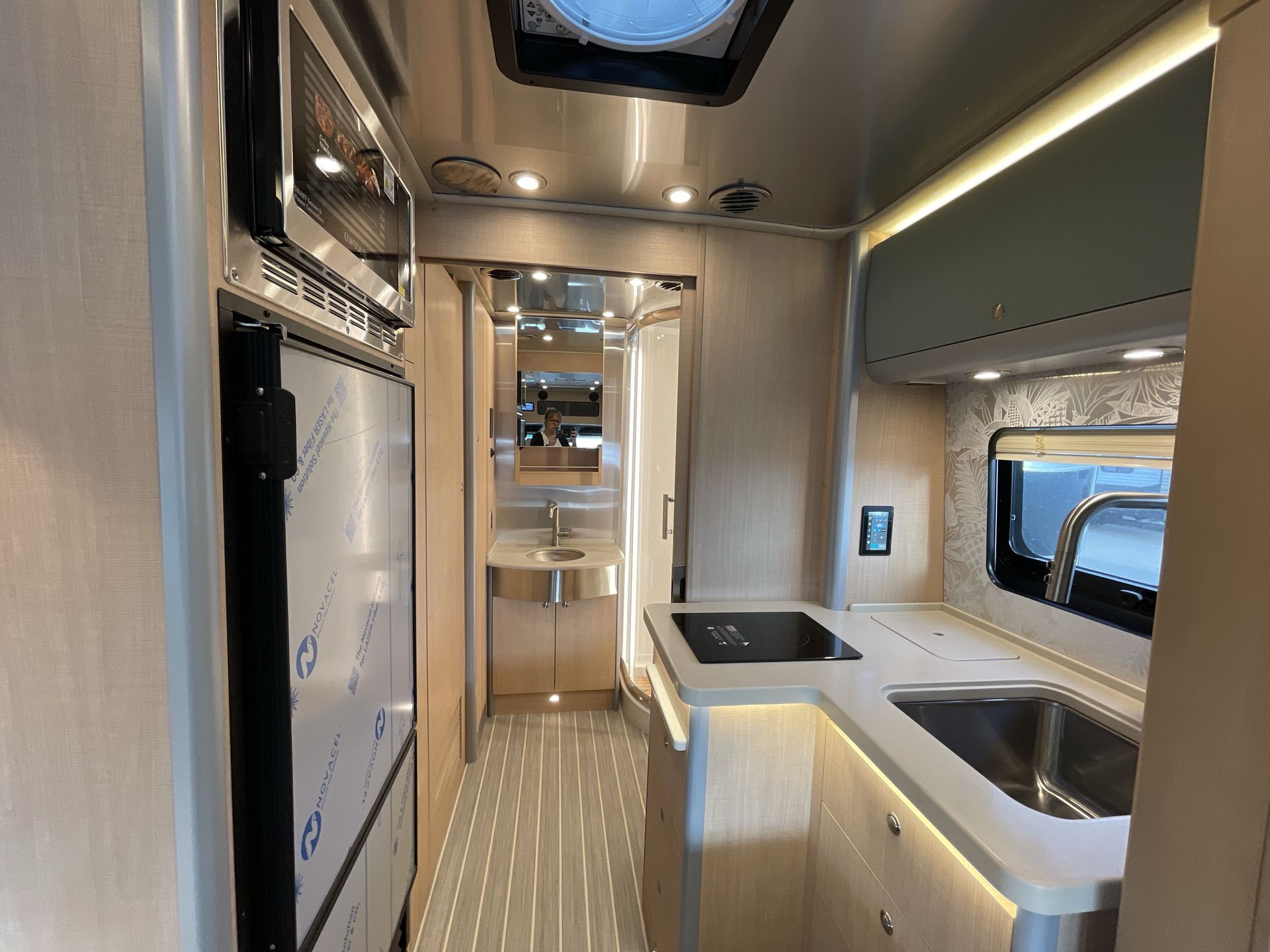 2026 Airstream Atlas Murphy Suite Tommy Bahama MURPHY SUITE TOMMY BAHAMA EDITION in buda TX