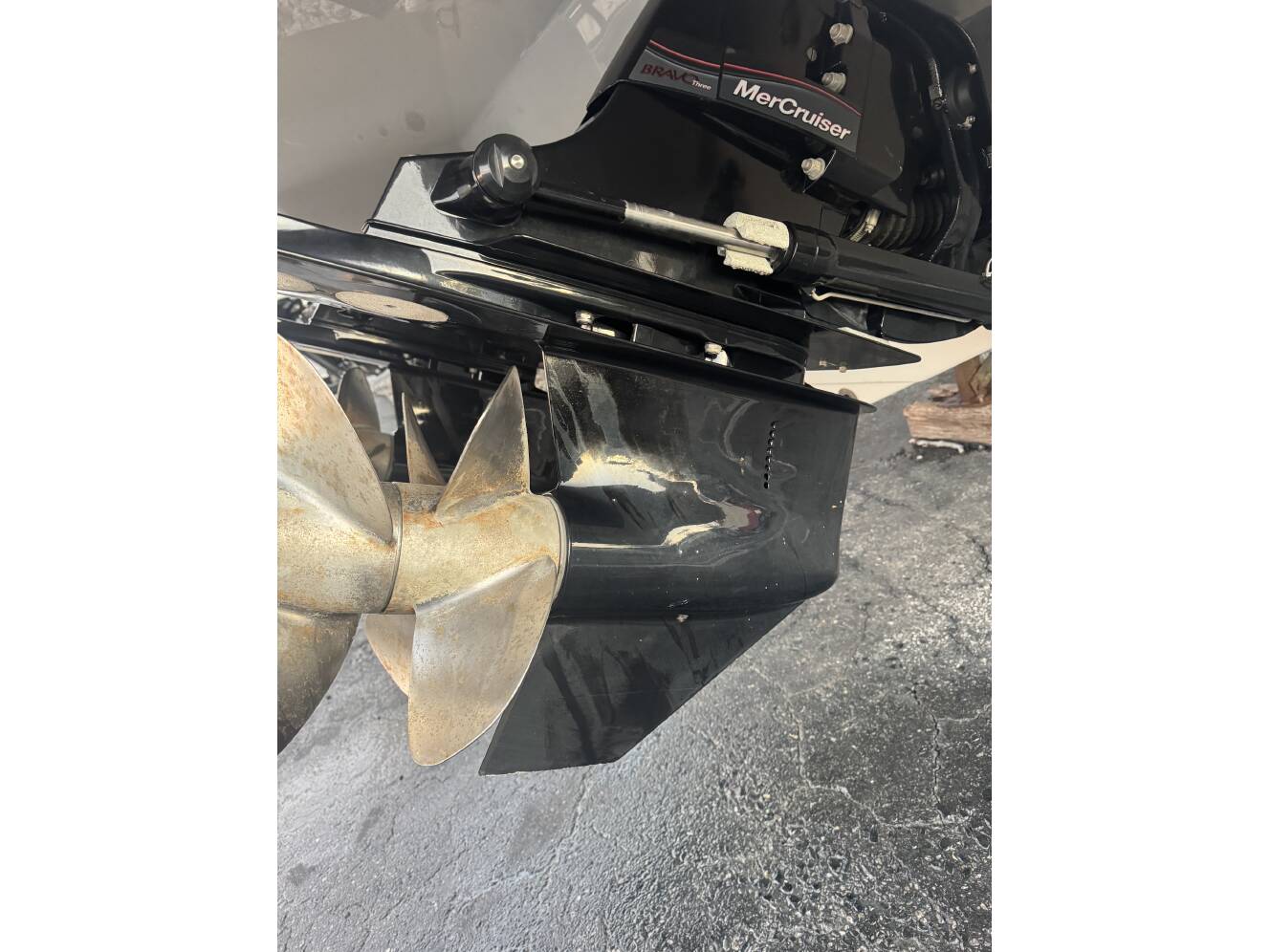 A photo of this 2023 Formula 310SS