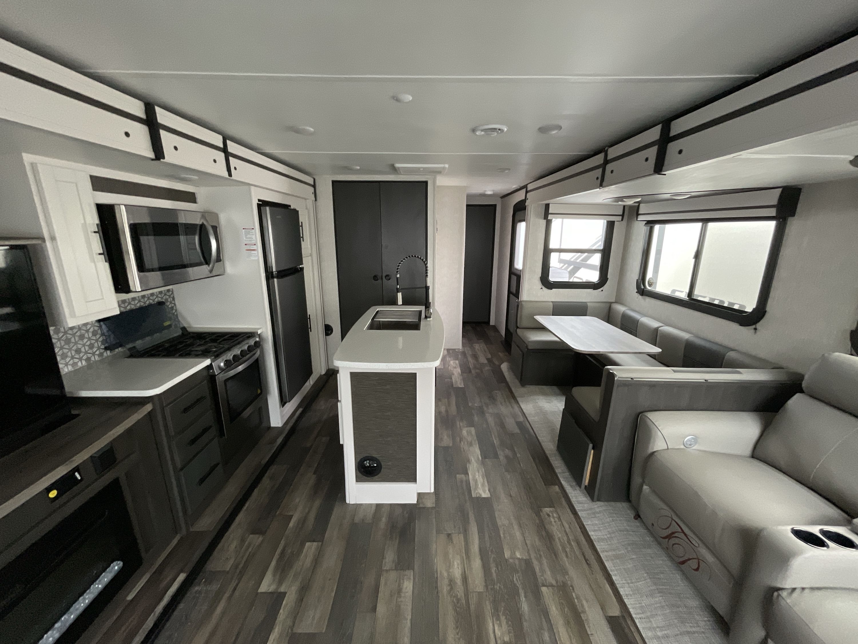 2023 Crossroads CRUISER AIRE 30RLS CR30RLS in kodak TN