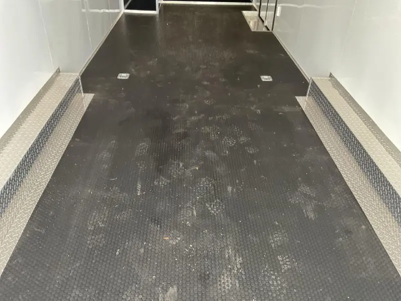 2023 VINTAGE P832 PLATINUM 32 TRAILER