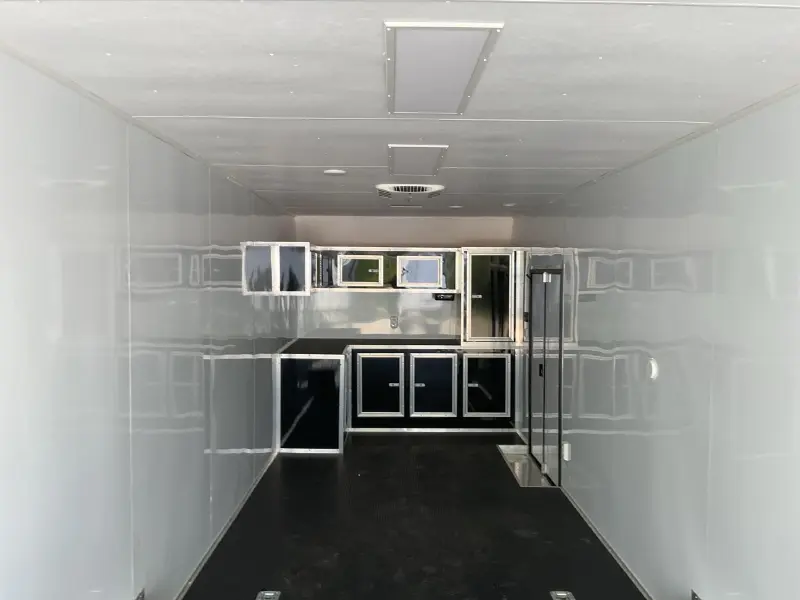 2023 VINTAGE P832 PLATINUM 32 TRAILER