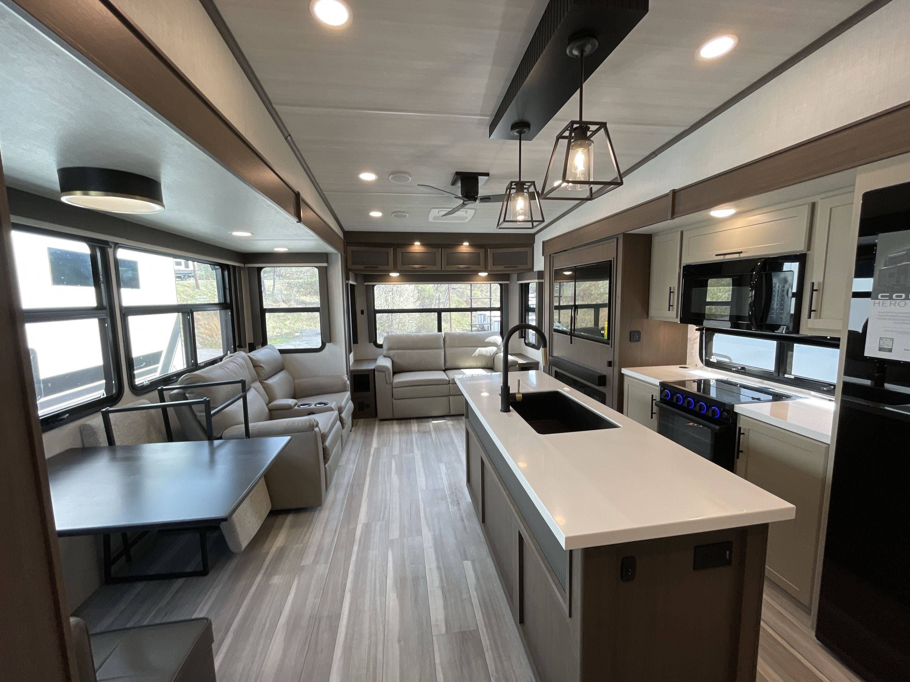 2026 Keystone COUGAR HERO EDITION 316RLS in fairmont WV