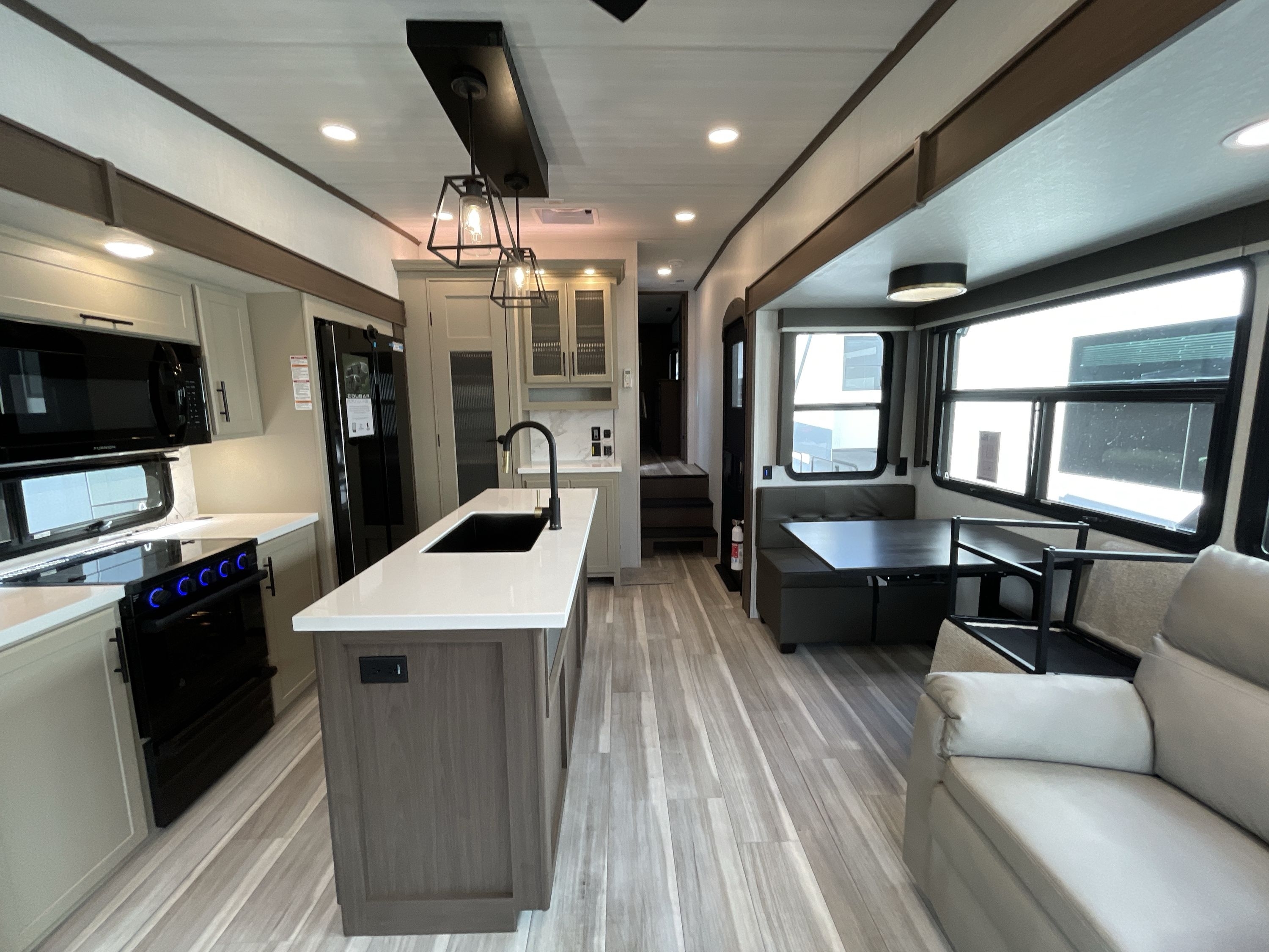 2026 Keystone COUGAR HERO EDITION 316RLS in fairmont WV