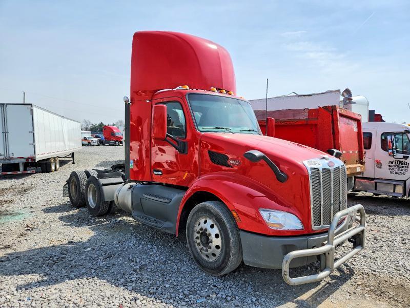 2021 PETERBILT 579 in Madisonville, TN