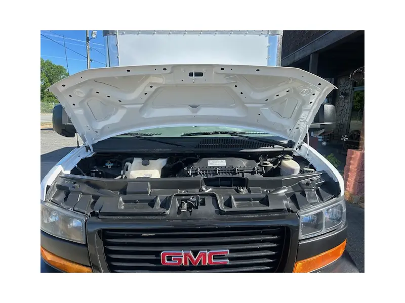 2023 GMC G3500