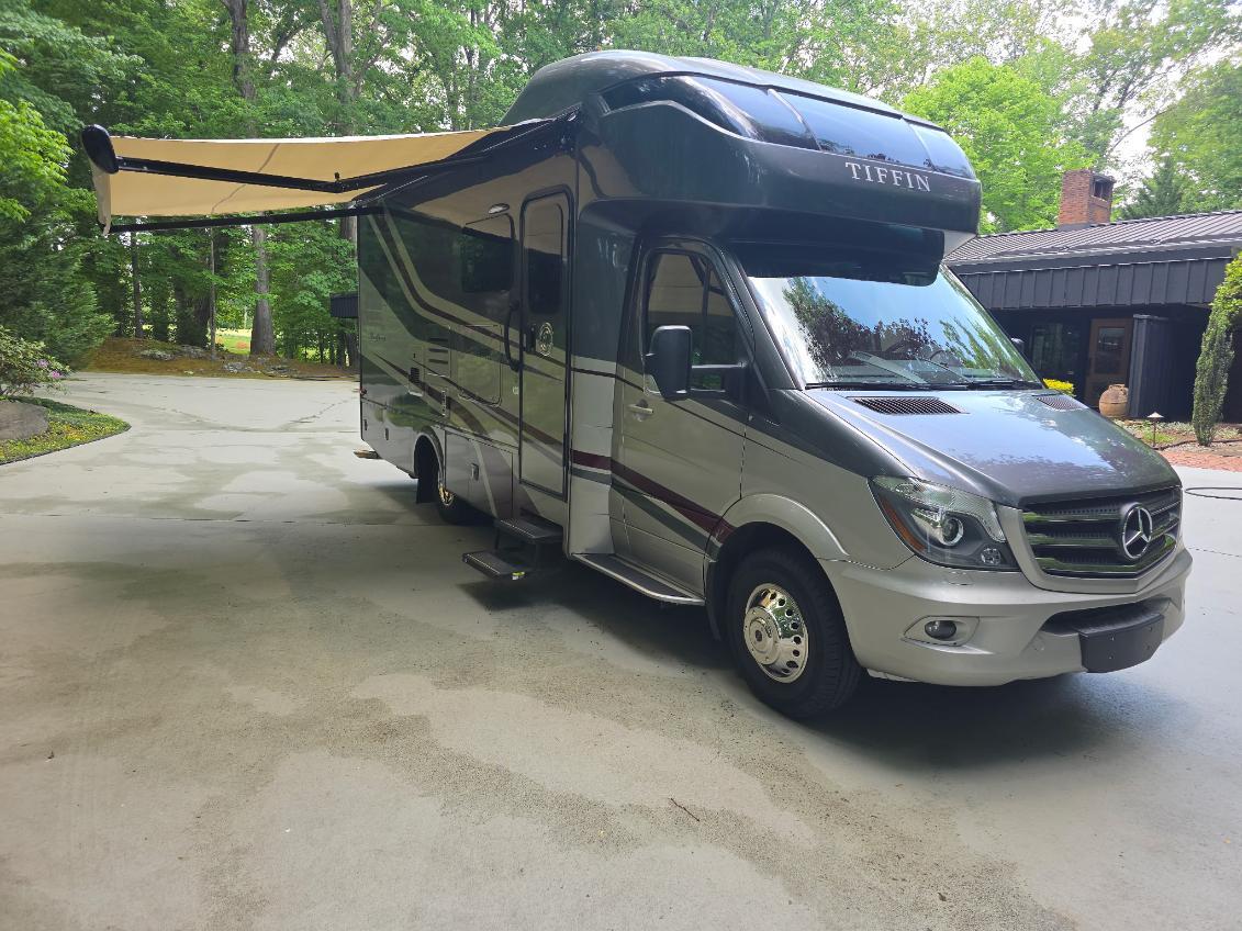 2019 Tiffin Motorhomes WAYFARER 24 FW in greensboro NC