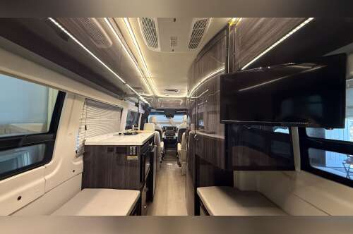 2021 Winnebago ERA 70X in west bloomfield MI