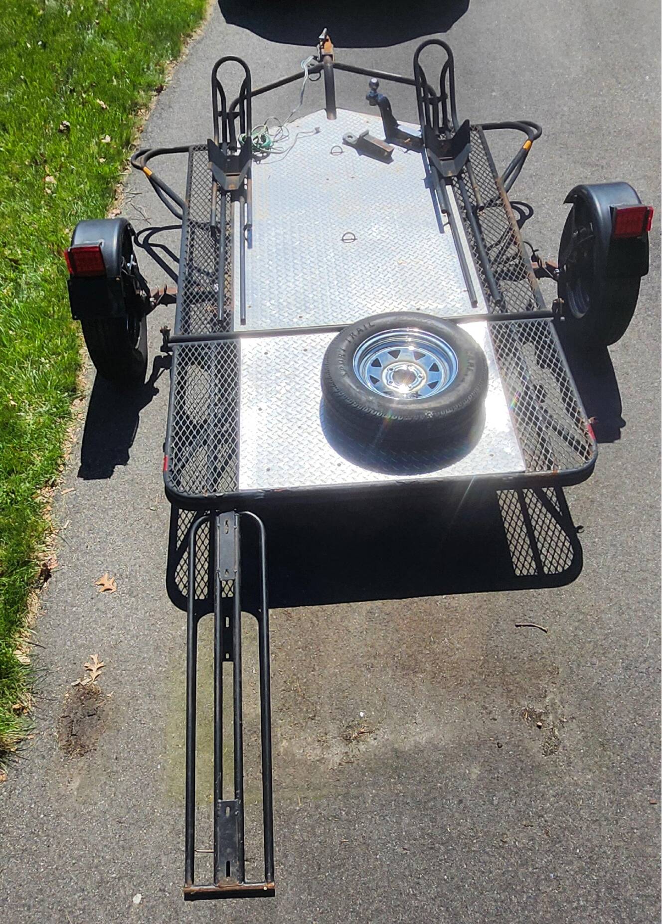 A photo of this 2007 Kendon 2 RAIL TRAILER