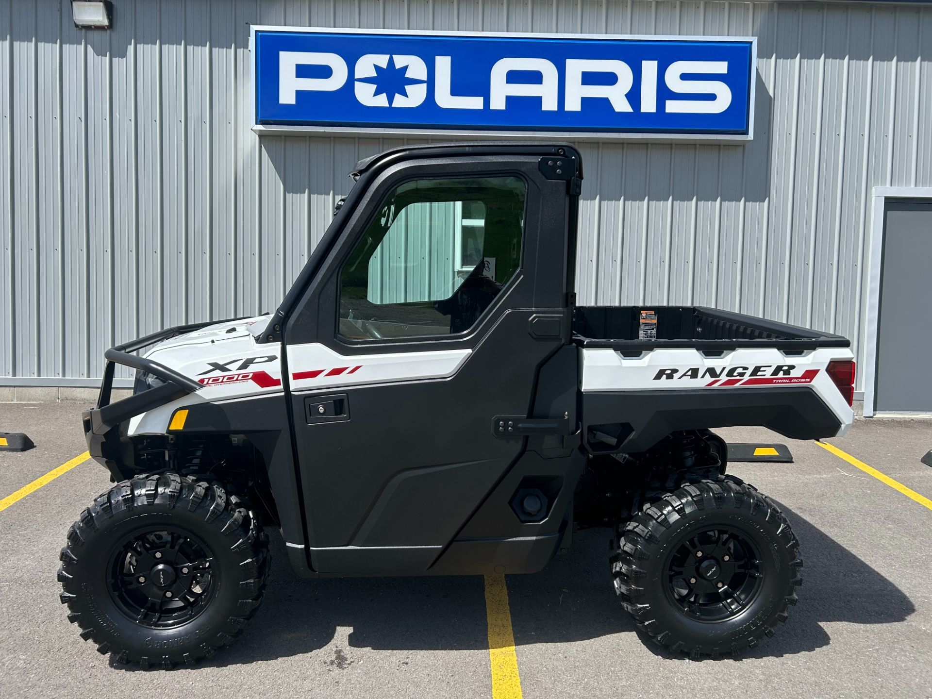 White Polaris Ranger Xp 1000 Trail Boss Four Wheelers For Sale
