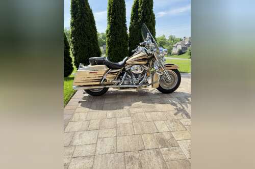 2003 Harley-Davidson ROAD KING CVO in lenoir city TN
