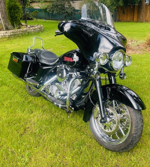 2005 Harley-Davidson STREET GLIDE CVO STREET GLIDE CVO STREET GLIDE in Bothell, WA