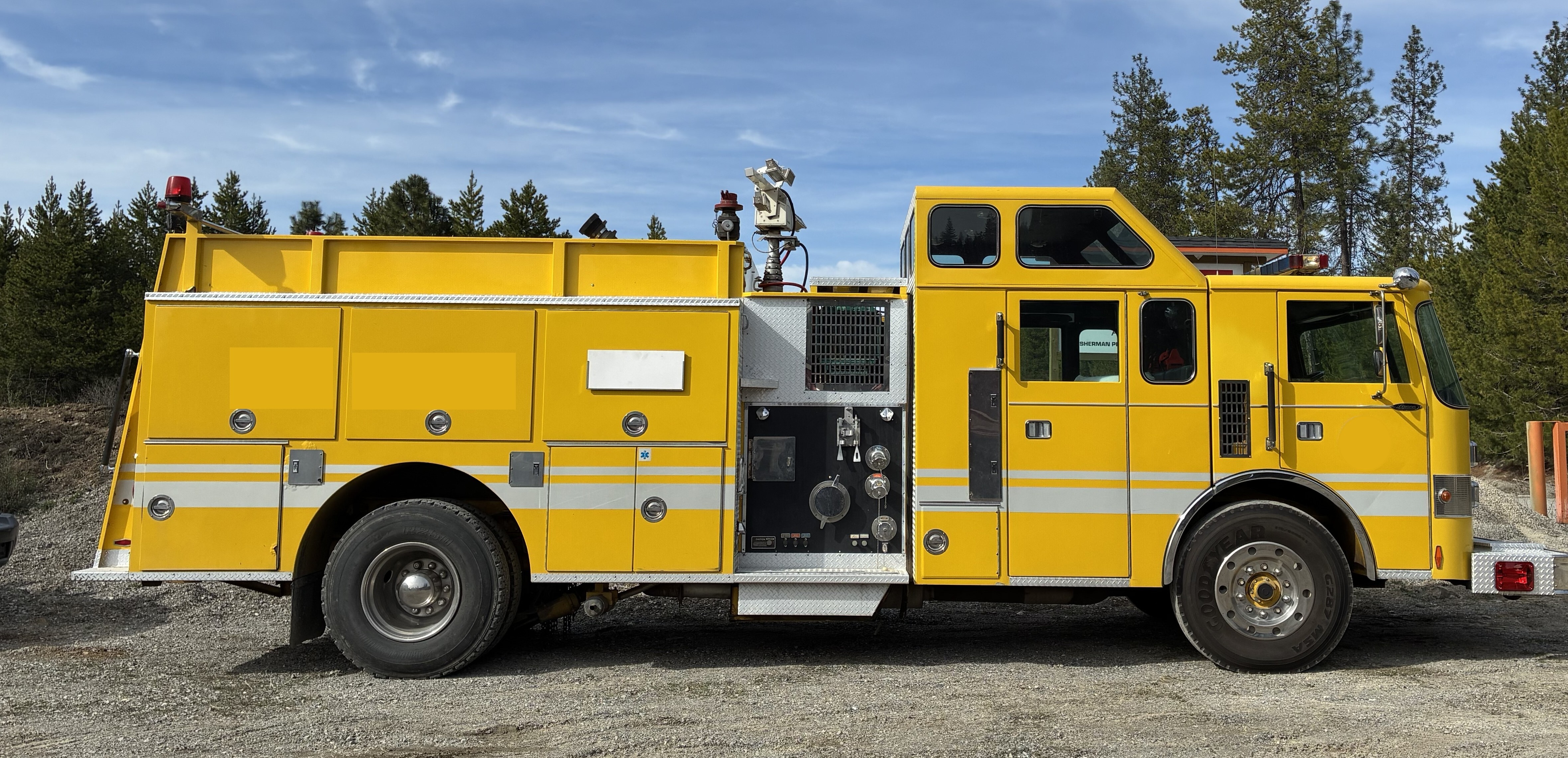 1989 PIERCE Lance in Cusick, WA