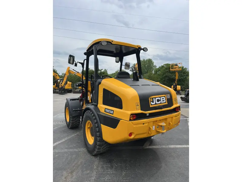 2025 JCB 407