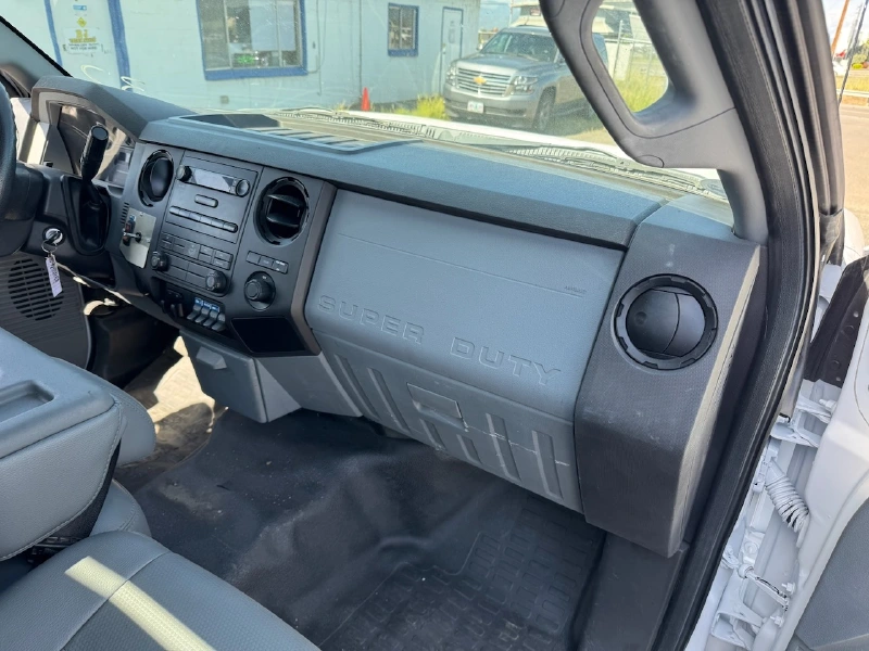 2012 FORD F550