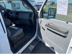 2012 FORD F550