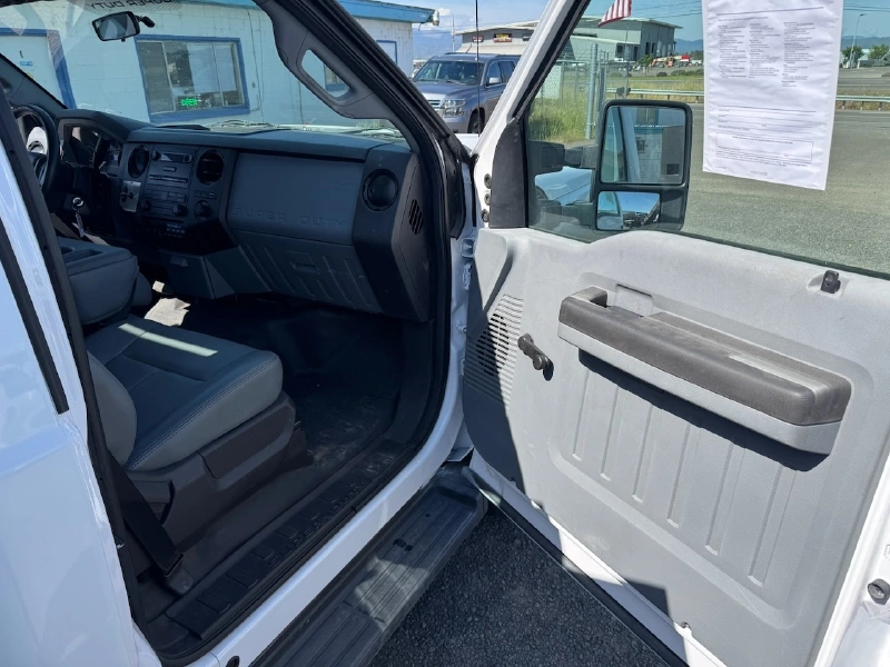 2012 FORD F550