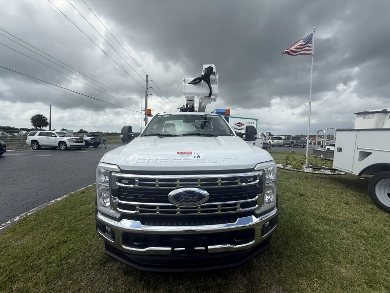 2024 FORD F600
