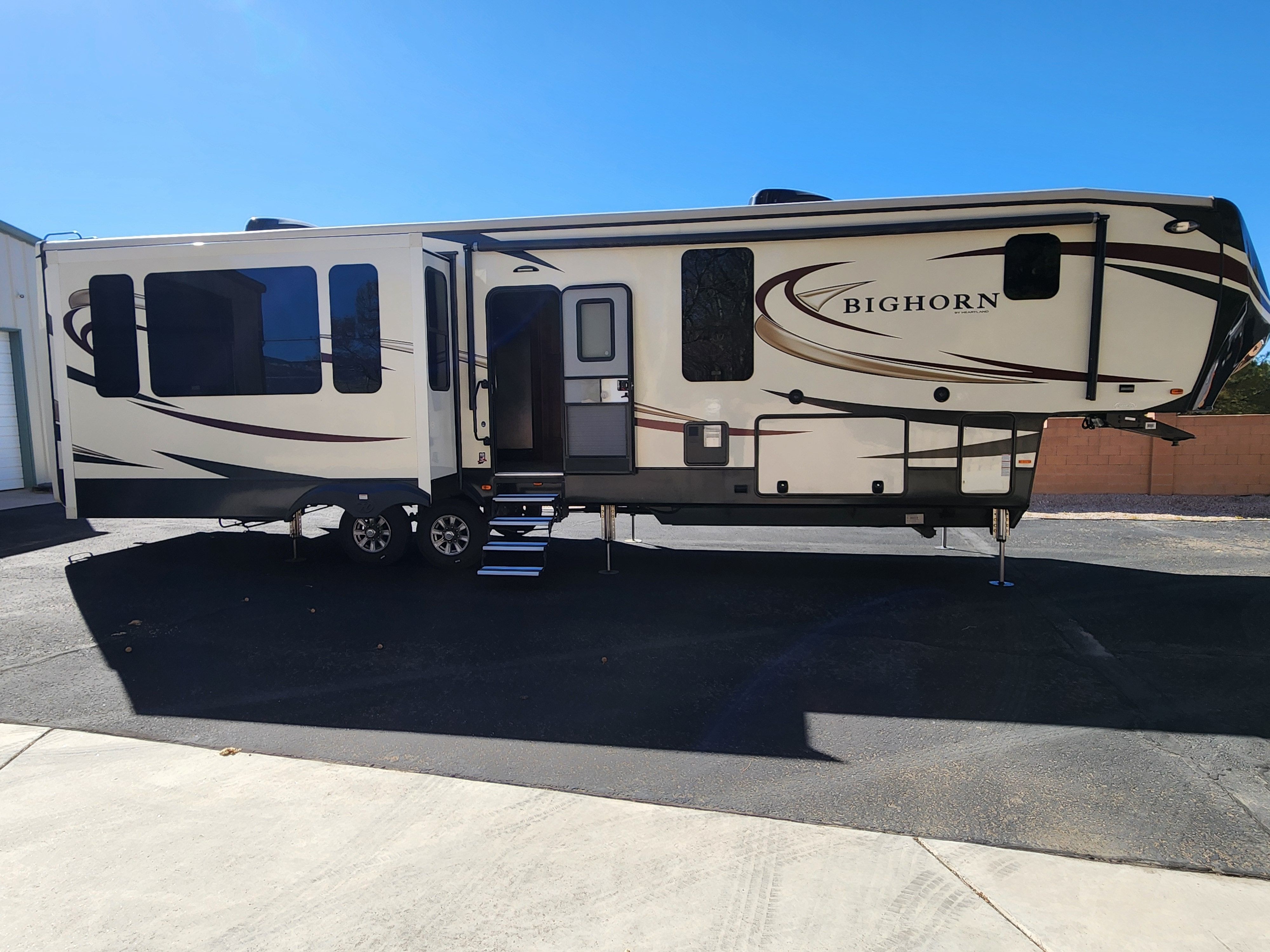 2017 Heartland BIGHORN 3870FB RV