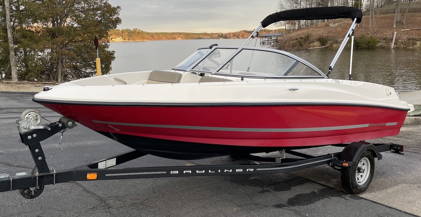 2016 Bayliner 175 Bowrider Bowrider Boat boat