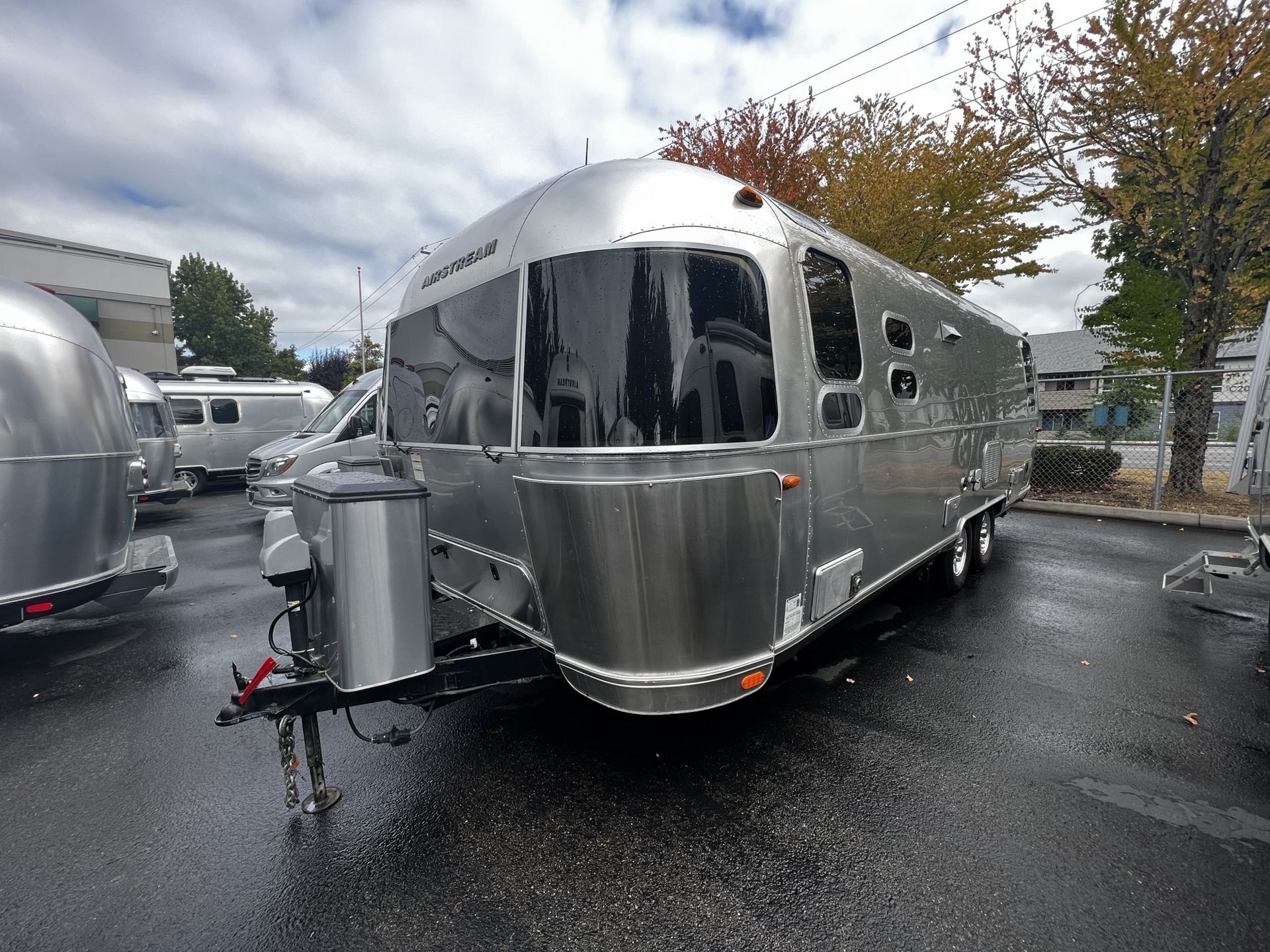 2016 Airstream FLYING CLOUD 26U in port orchard WA