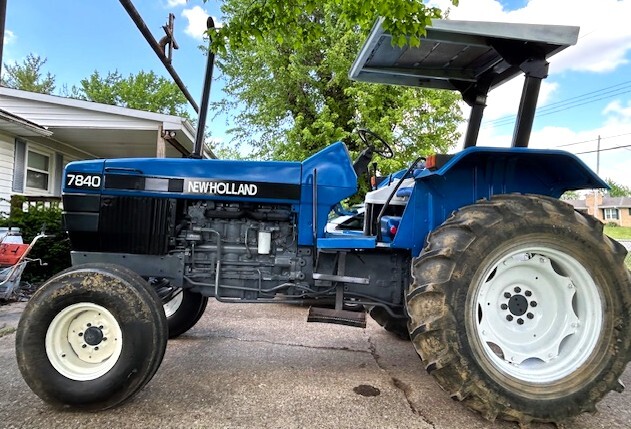 FORD 7840 in Franklin, OH