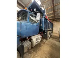 1998 MACK RD688S