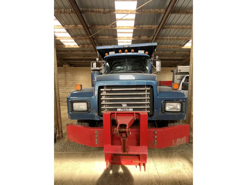 1998 MACK RD688S