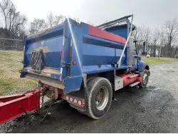 2008 MACK GU713
