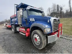 2008 MACK GU713