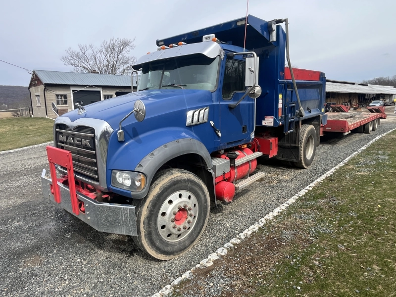 2008 MACK GU713