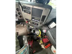 2008 MACK GU713