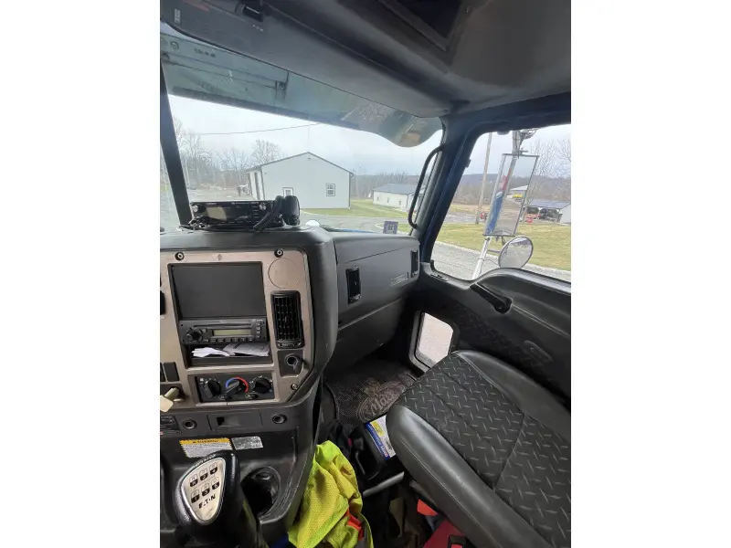 2008 MACK GU713