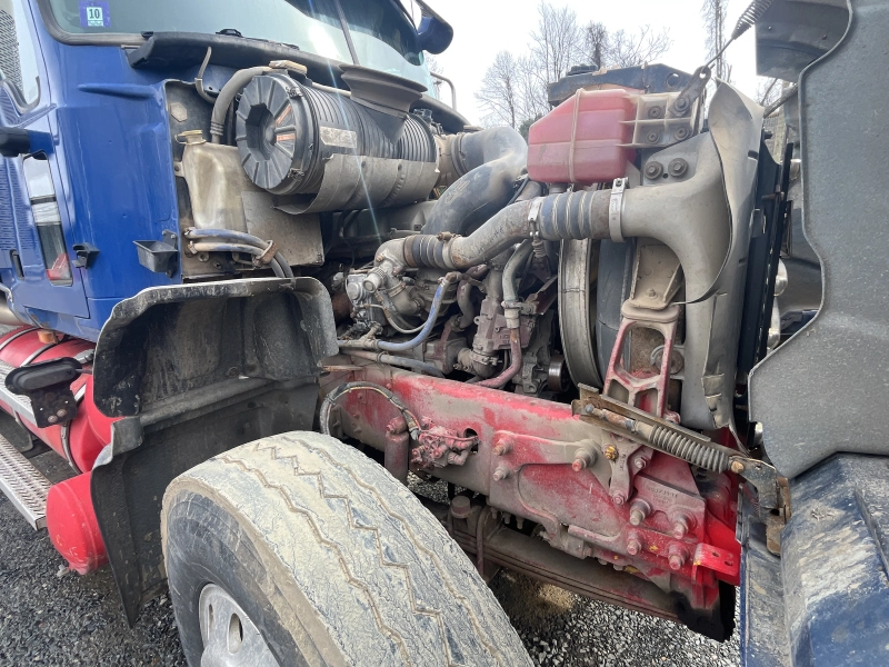 2008 MACK GU713