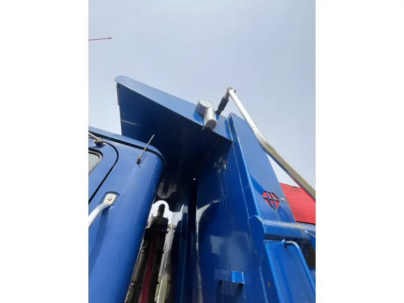 2008 MACK GU713