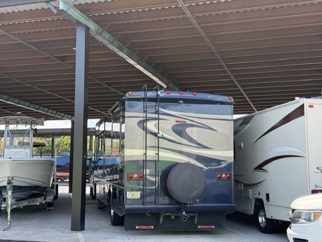 2014 Winnebago SUNSTAR 27N in royal palm bch FL