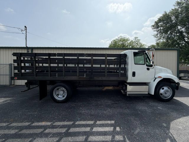 2016 INTERNATIONAL 4300 in Springfield, MO
