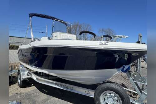 2026 Robalo R180 NAN in kittery ME