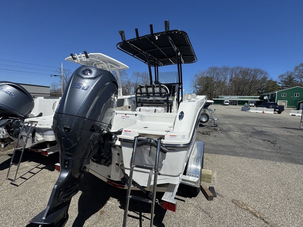 2026 Robalo R200 NAN in kittery ME