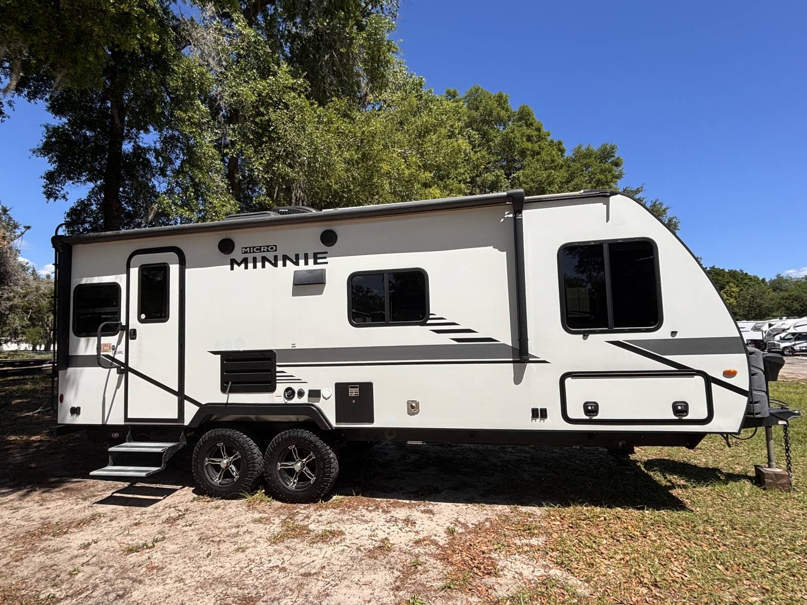 2022 Winnebago WINNEBAGO MICRO MINNIE 2225RL in ocala FL