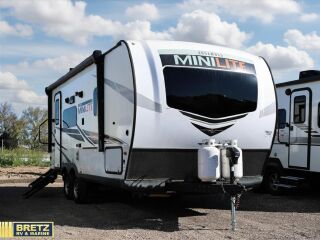 2021 FOREST RIVER ROCKWOOD MINI LITE 2109S