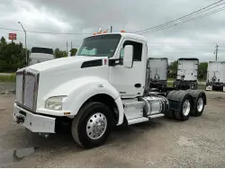 2018 KENWORTH T880