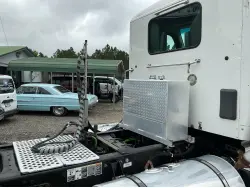 2018 KENWORTH T880