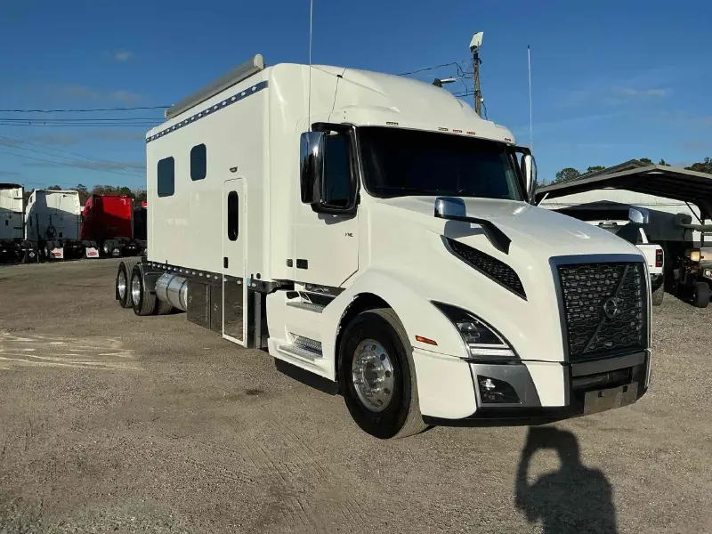 2024 VOLVO VNL