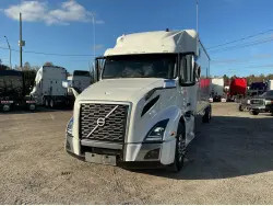2024 VOLVO VNL