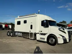 2024 VOLVO VNL