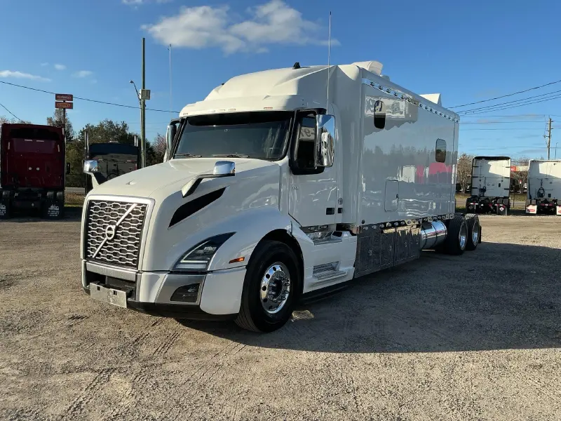 2024 VOLVO VNL