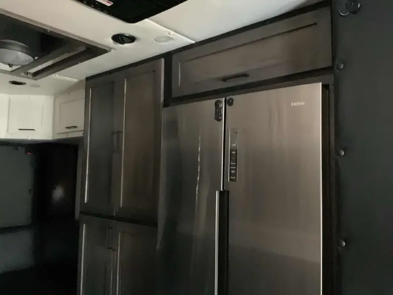 2024 VOLVO VNL