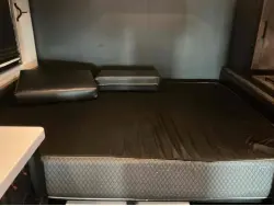 2024 VOLVO VNL