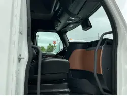 2022 FREIGHTLINER CASCADIA 126
