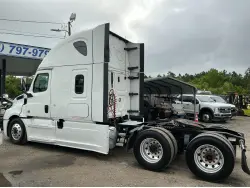 2022 FREIGHTLINER CASCADIA 126